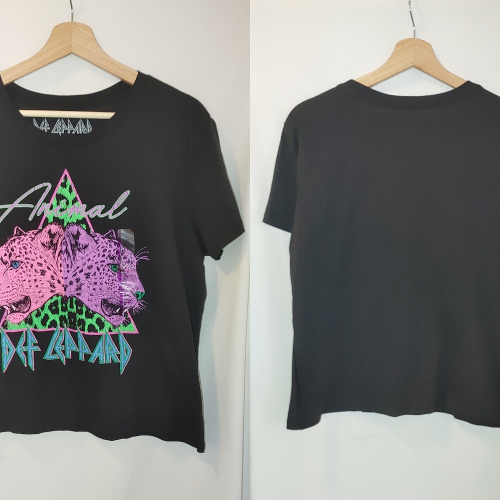 Def Leppard Animal Graphic Boxy Fit Short Sleeve Tee Neon Black Purple XL